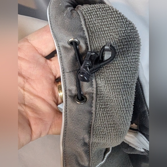 Cabela's Gore Windstopper in light gray size small with drawstring hem & hood - Picture 14 of 16